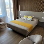 Th Luxury