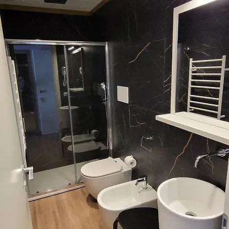 Th Luxury