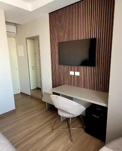 Th Luxury Catania