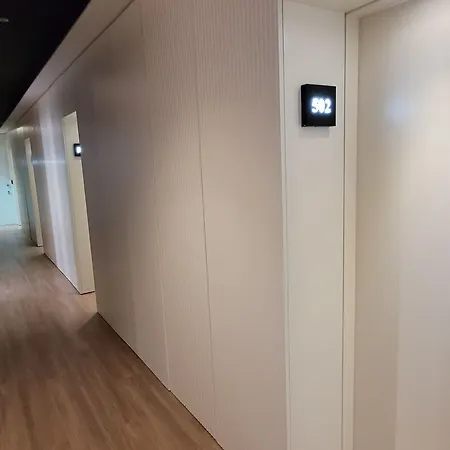 Casa de hóspedes Th Luxury 4*